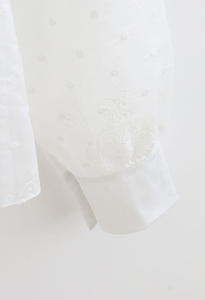 バタフライドット柄刺繡オーガンザシアートップス　ホワイト