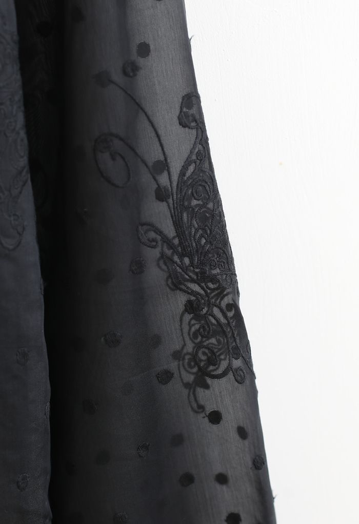 バタフライドット柄刺繡オーガンザシアートップス　ブラック
