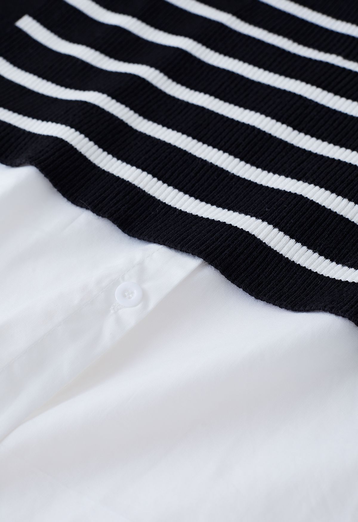 Stripe Knit Spliced Hi-Lo Shirt in Black