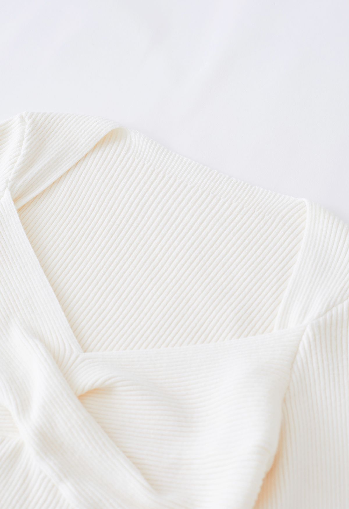 Sweetheart Twist Front Ribbed Knit Top in White