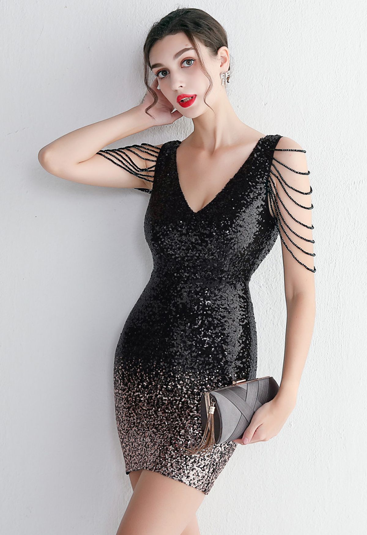 Beaded Shoulder Ombre Sequins Cocktail Dress in Black