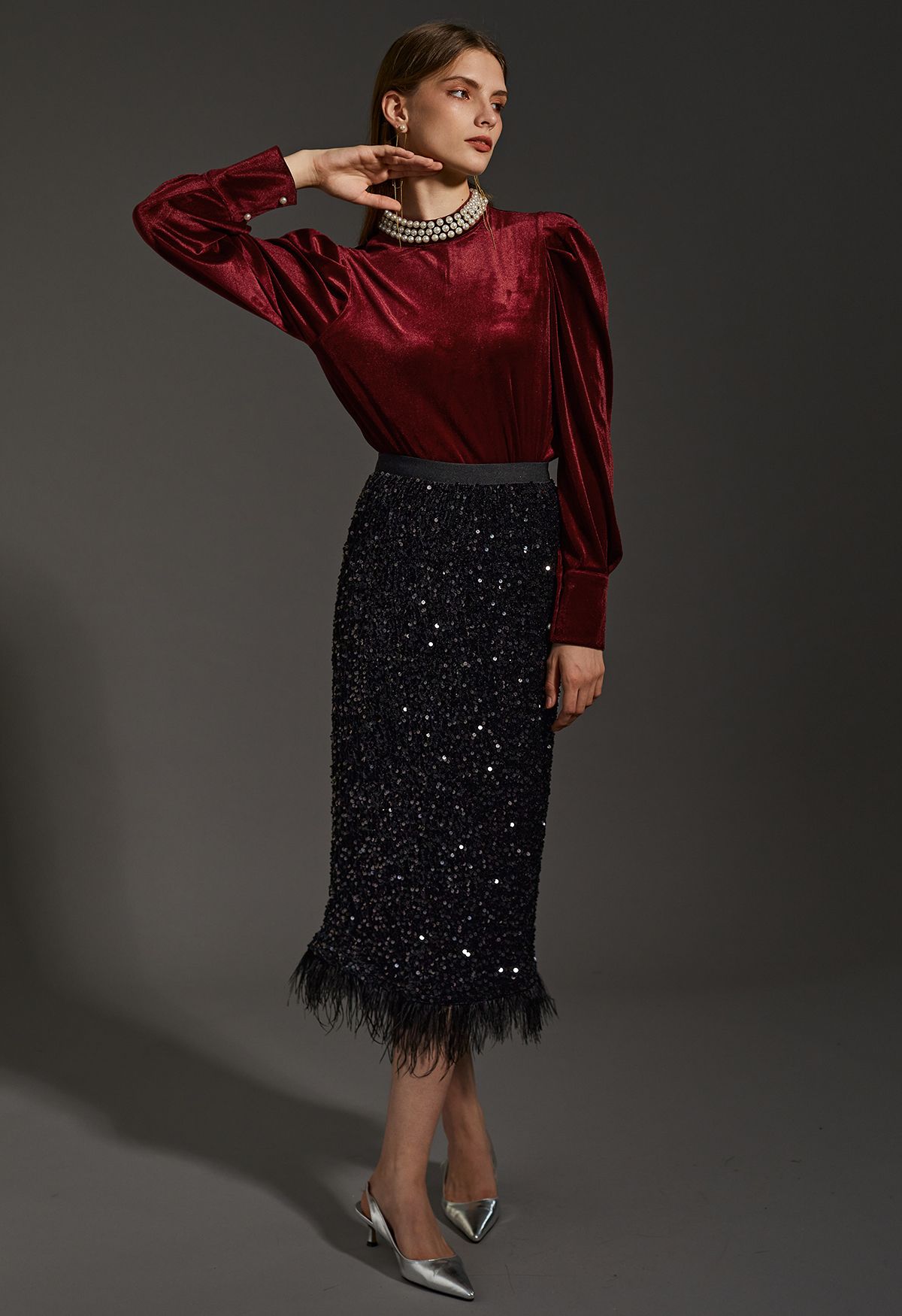 Velvet Sequined Feathered Hem Pencil Skirt in Black