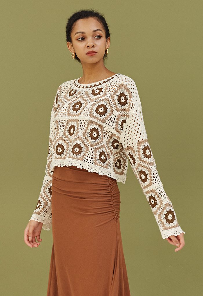 Scalloped Edges Floral Crochet Crop Top in Caramel
