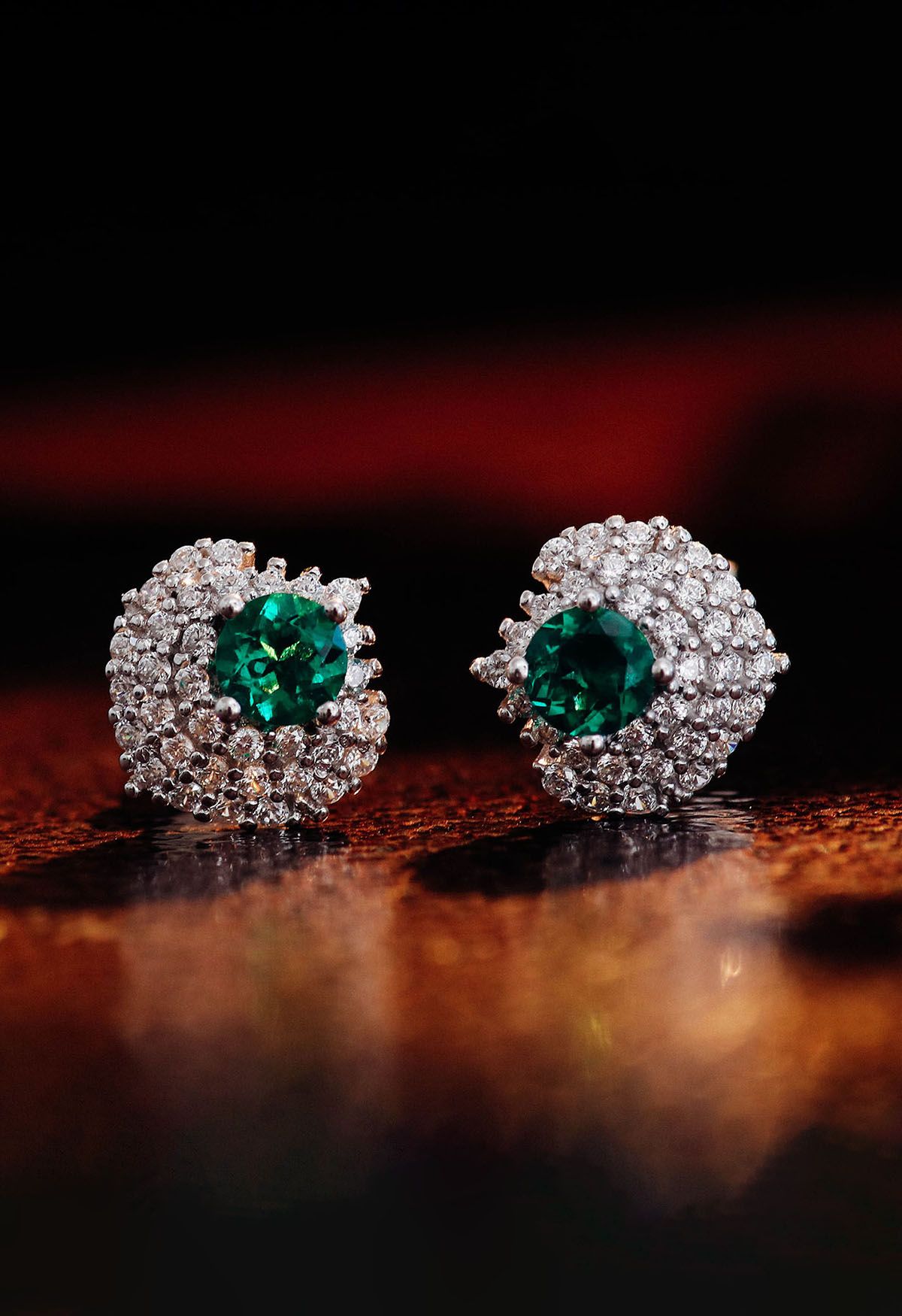 Emerald Gem Diamond Decor Stud Earrings