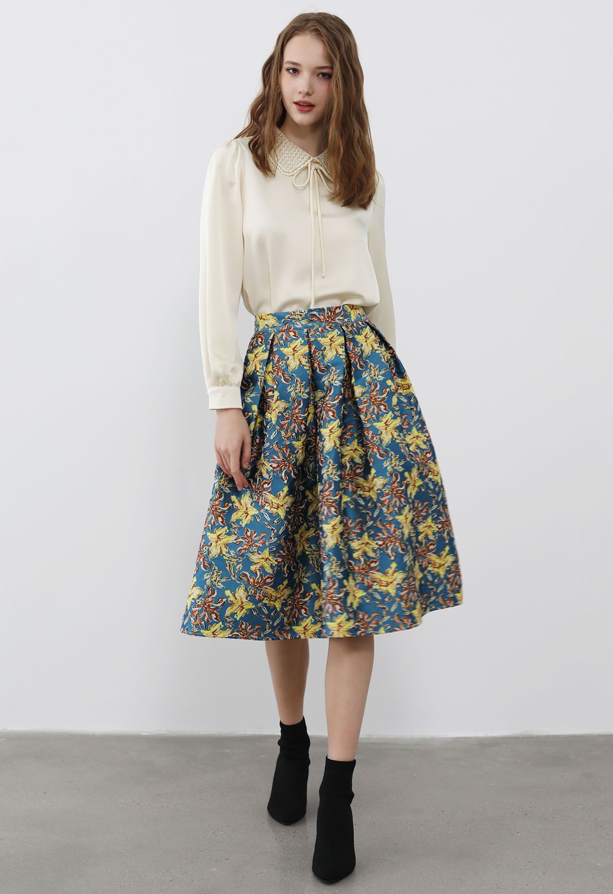 Blooming Path Jacquard A-Line Pleated Midi Skirt