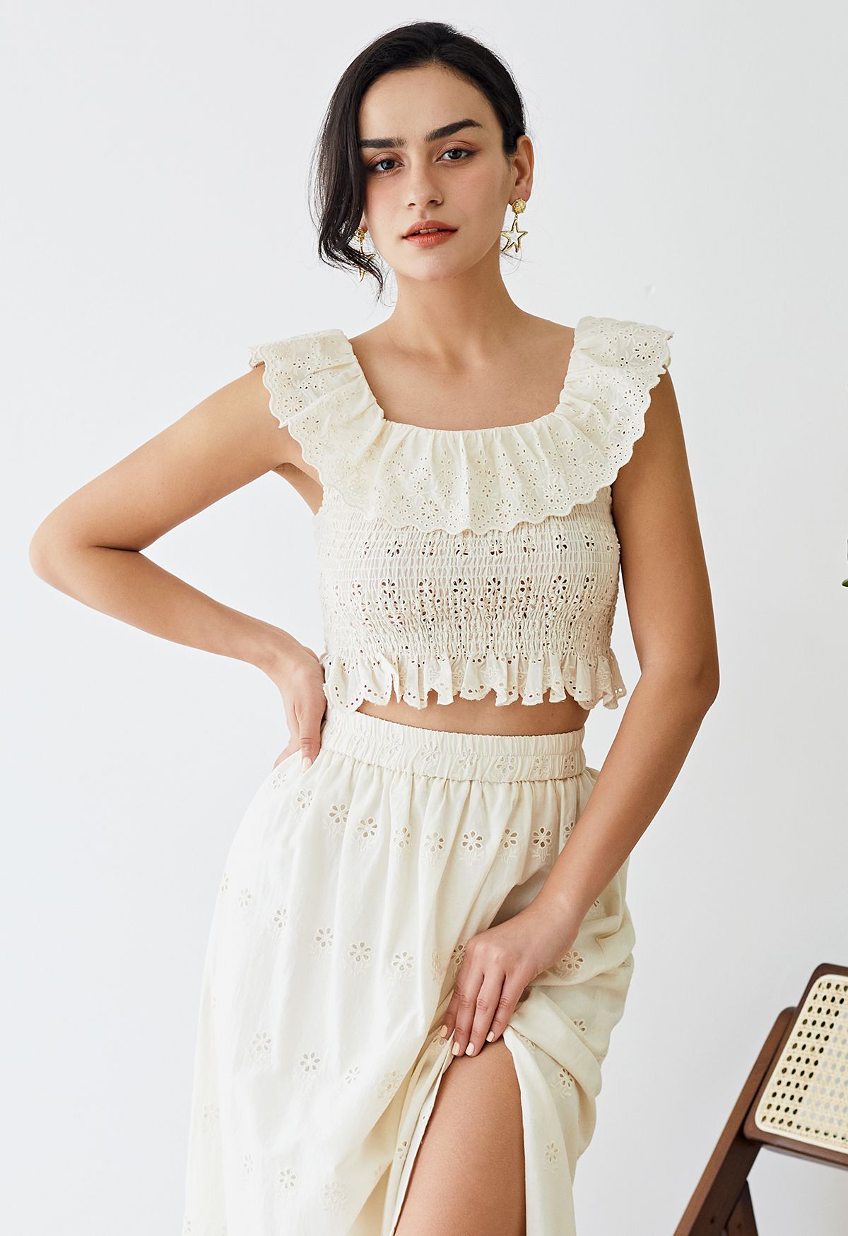 Floret Embroidered Eyelet Shirred Top in Cream