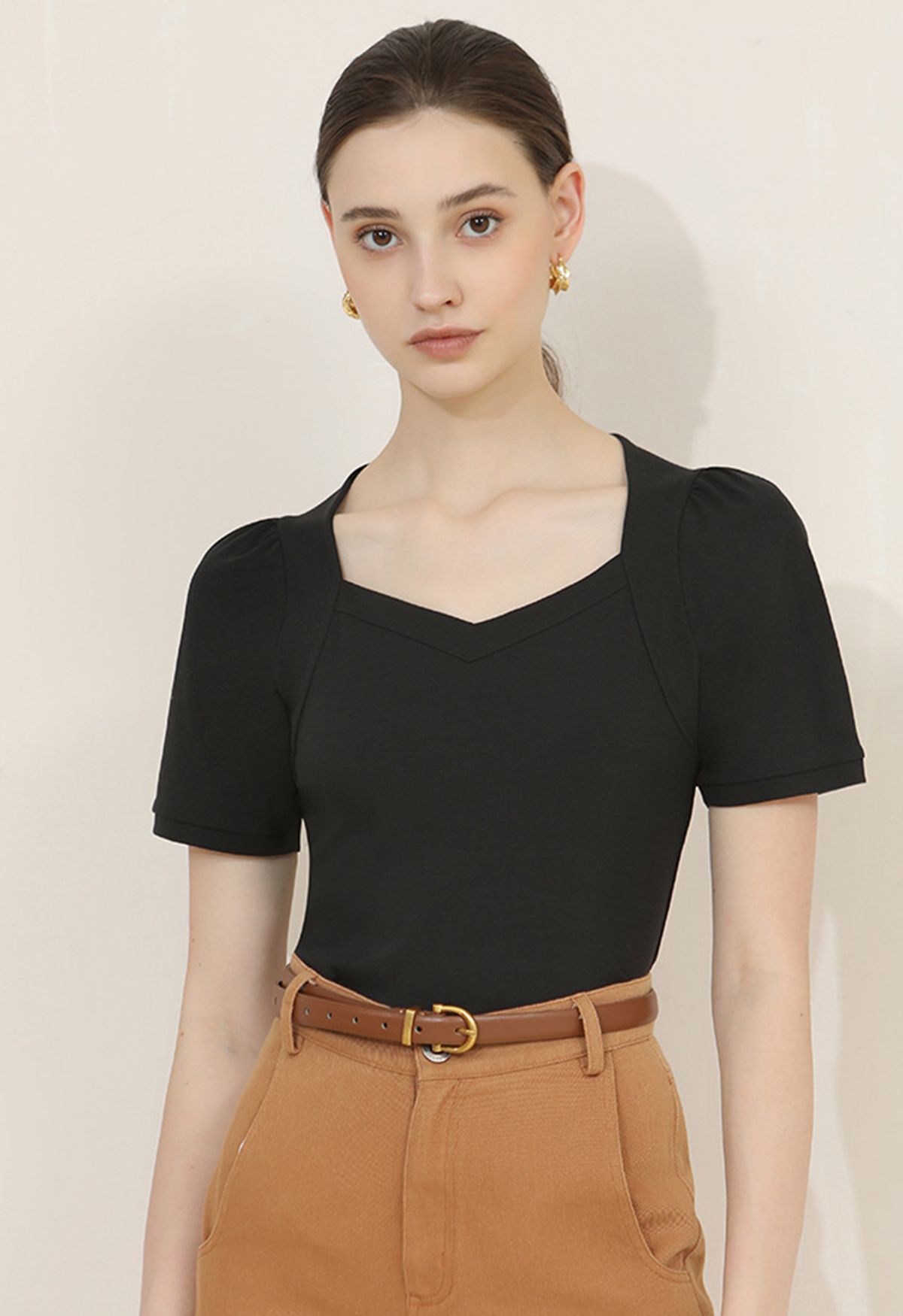 Square Neckline Puff Shoulder T-Shirt in Black