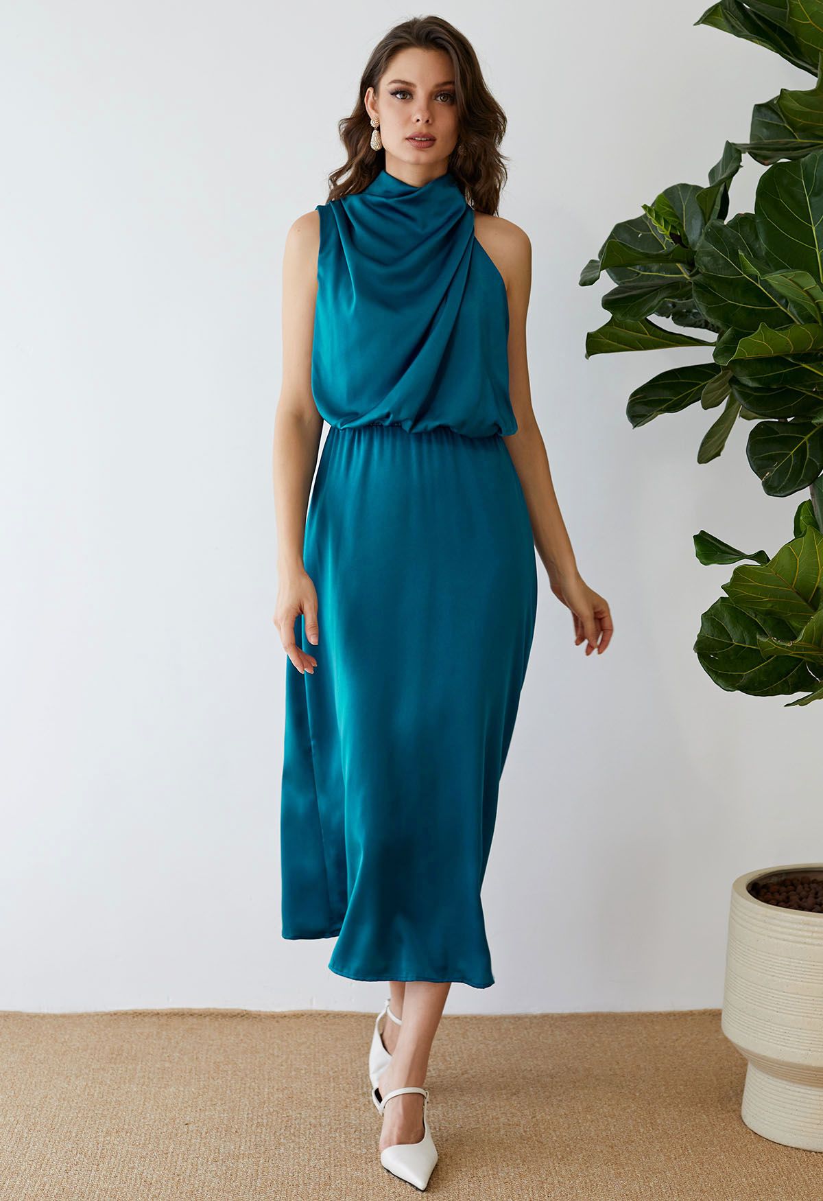 Asymmetric Ruched Neckline Sleeveless Dress in Teal