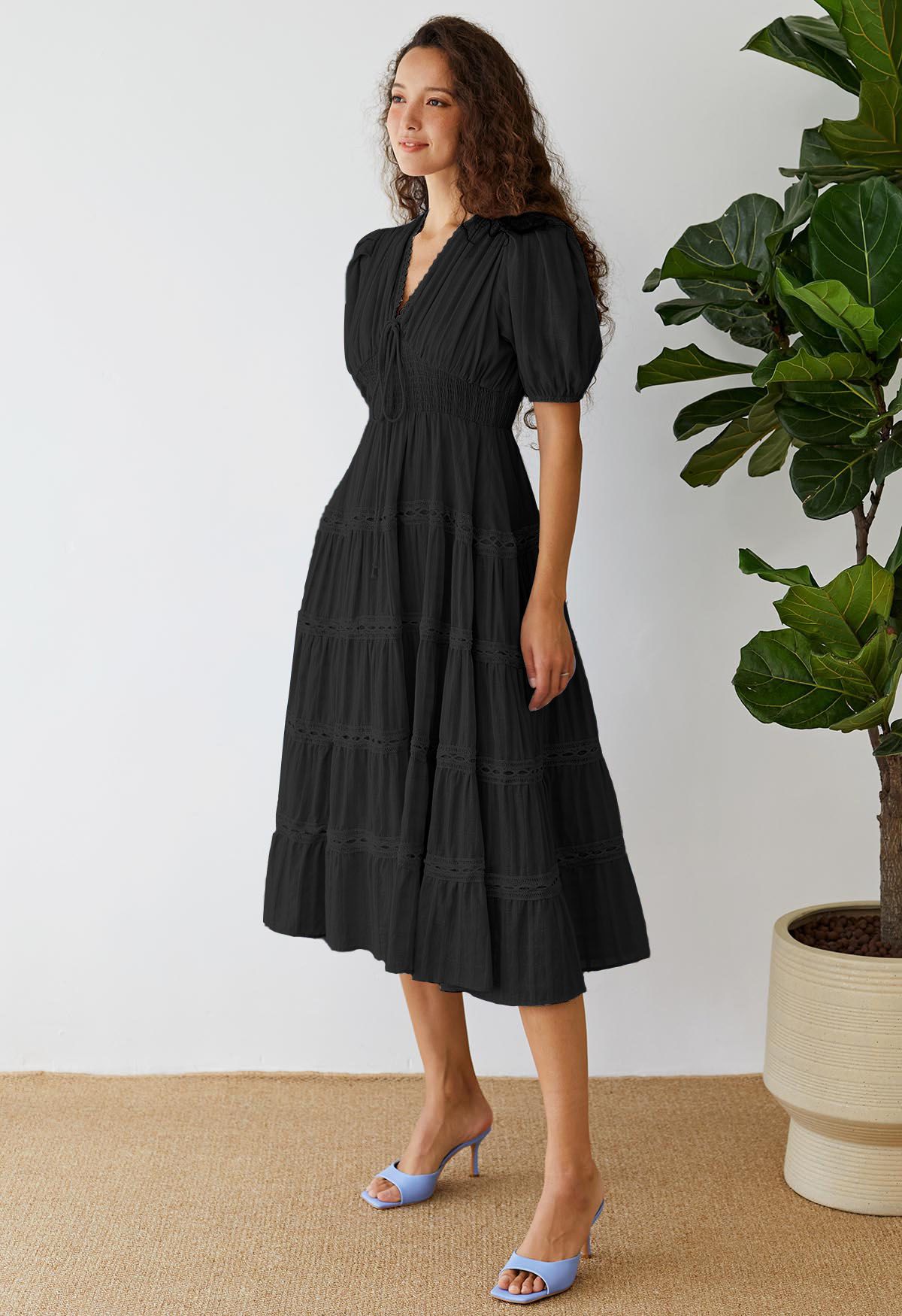 Scalloped V-Neck Checked Midi Dress in Black