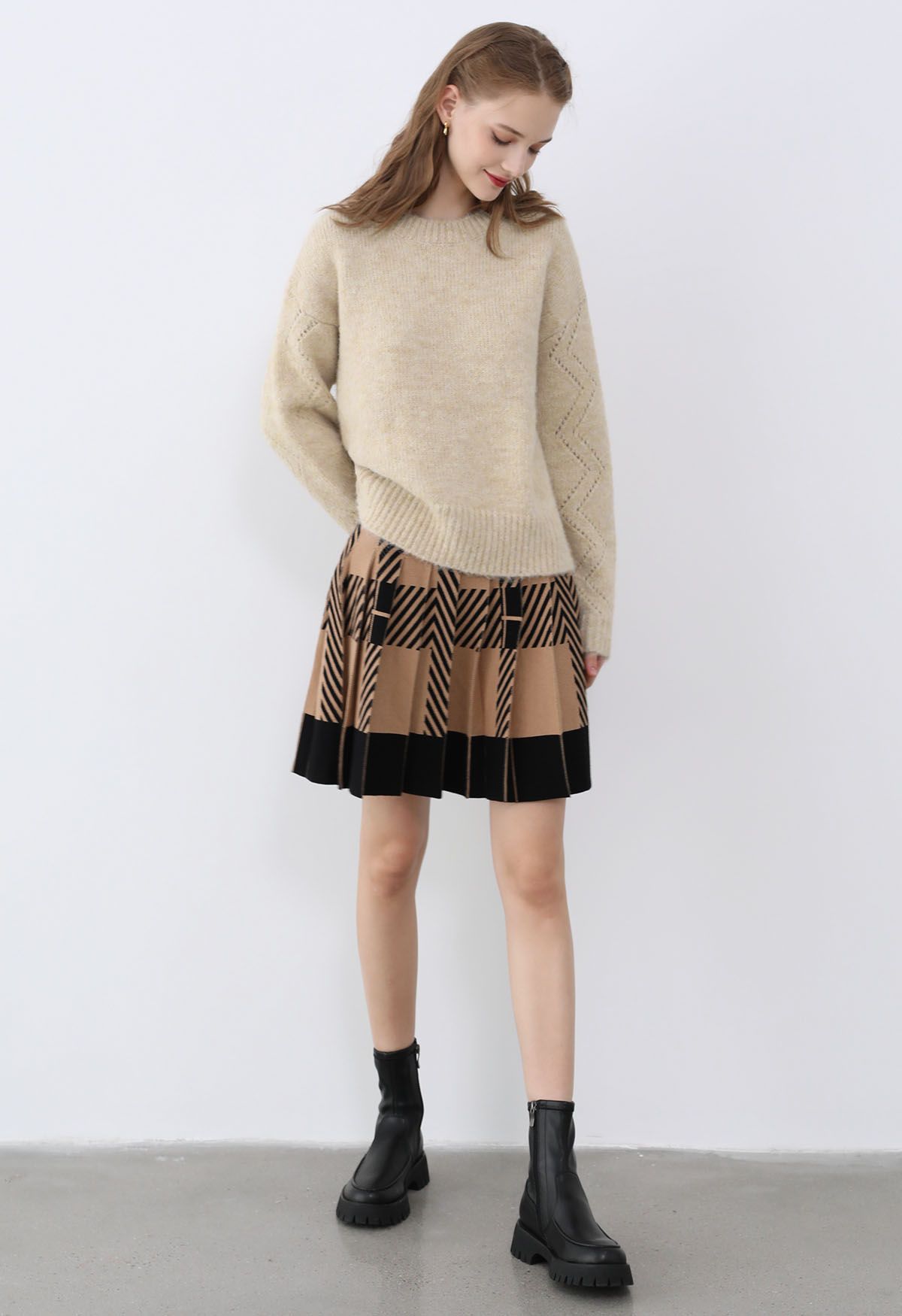 Snug Zigzag Sleeve Knit Sweater