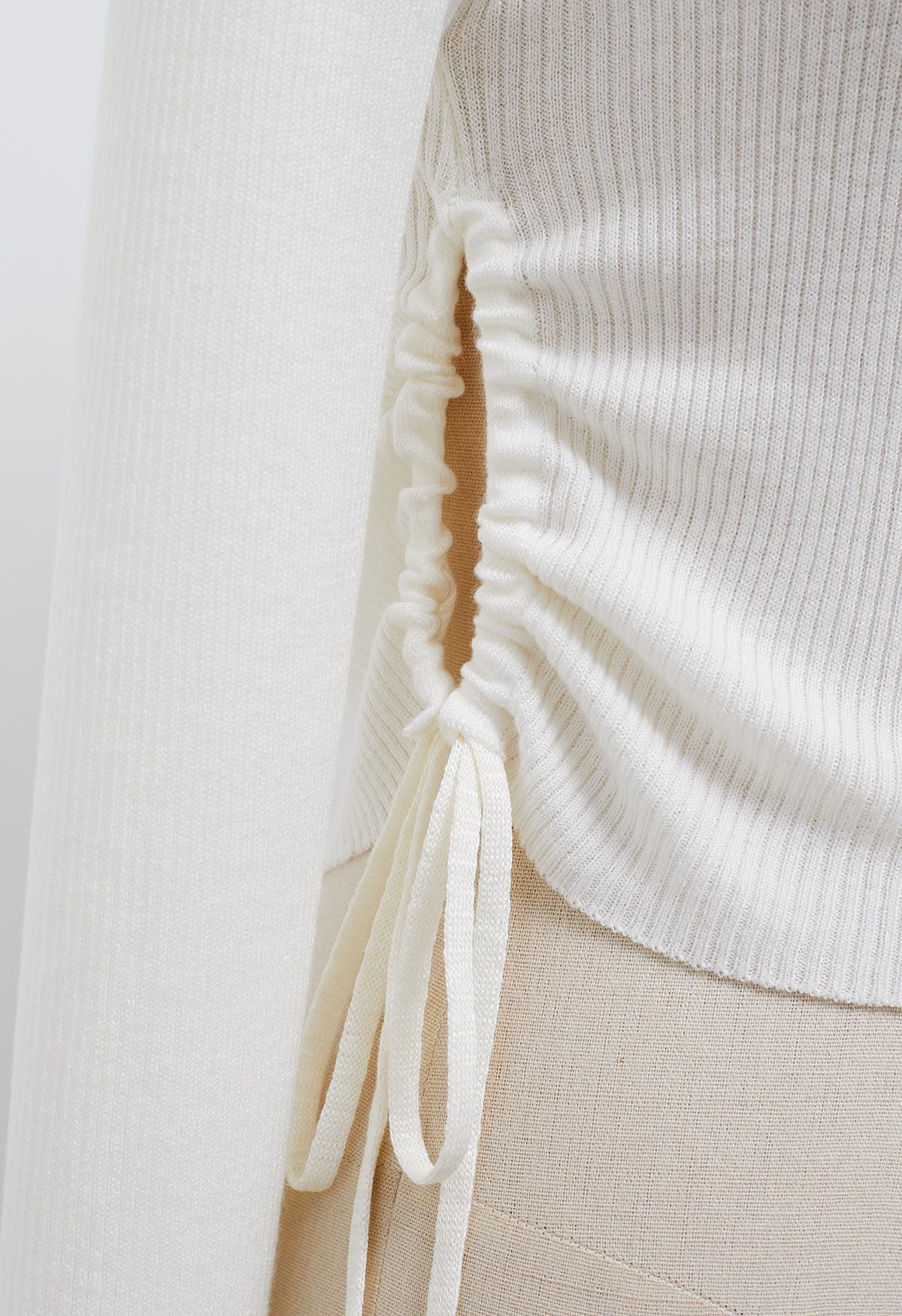 Side Drawstring Long Sleeves Crop Top in Ivory