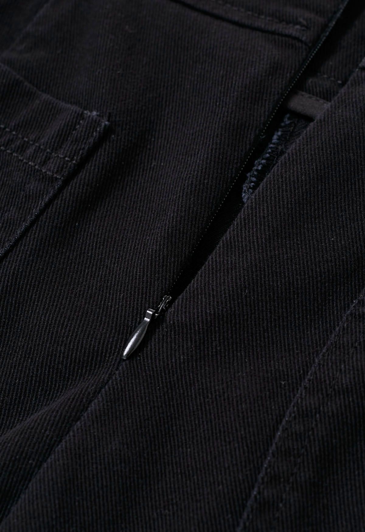 Fake Flap Pockets Belted Denim Skorts in Black