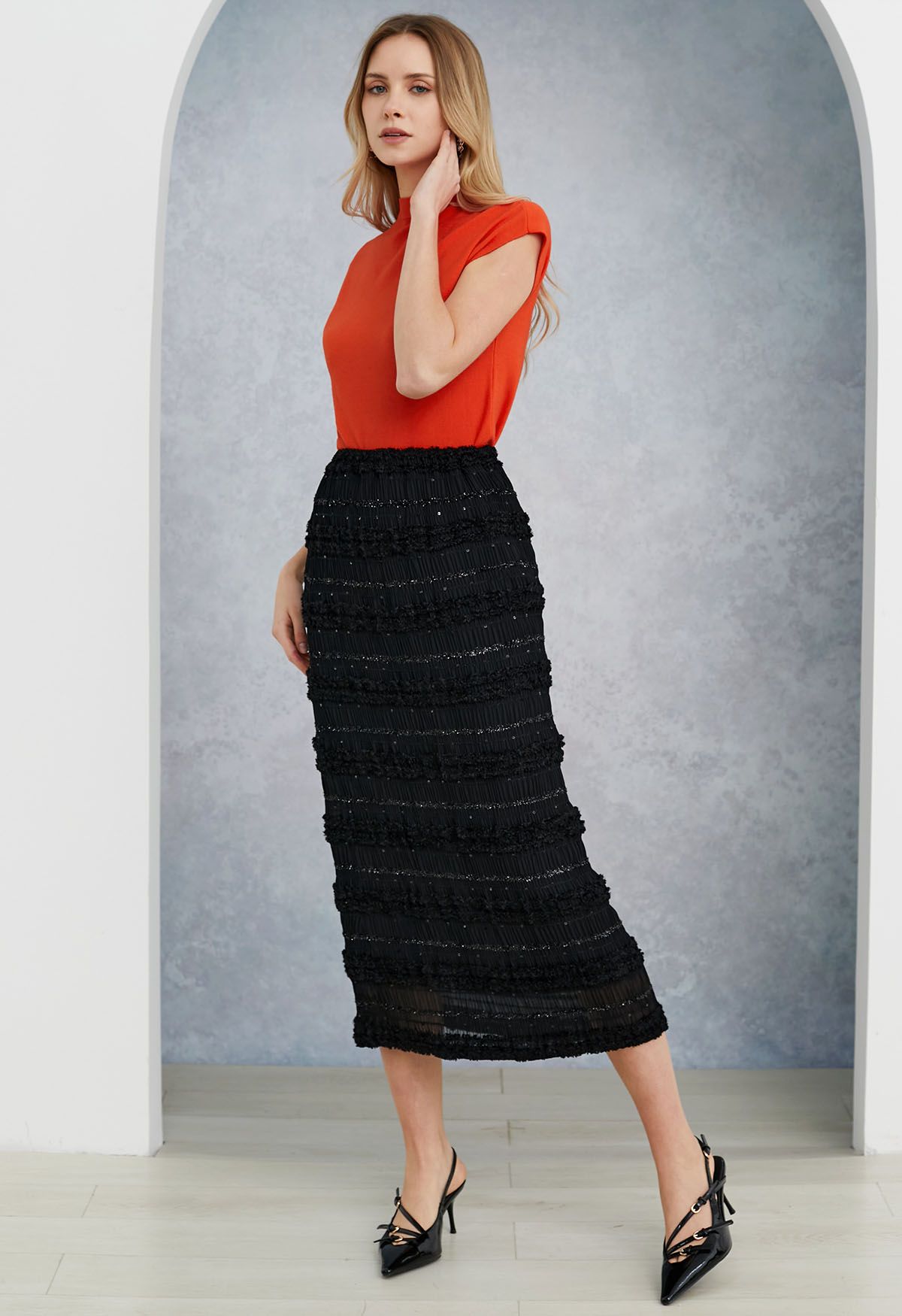 Ruched Mesh Fuzzy Sequin Pencil Skirt in Black