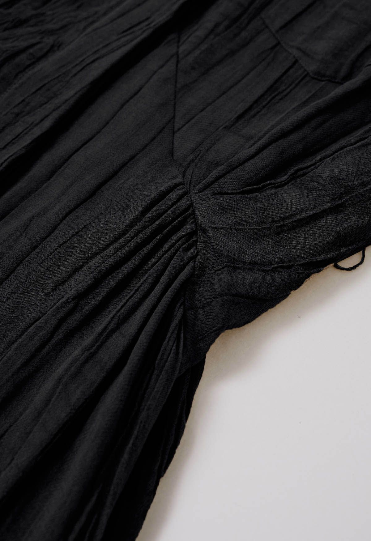 Elbow Sleeve Tie-Waist Buttoned Shirt Dress in Black