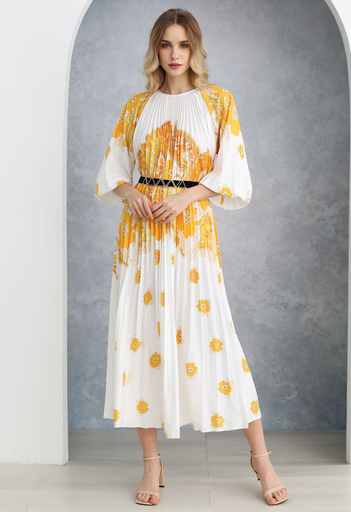 Blossoming Day Watercolor Pleated Maxi Dress in Yellow