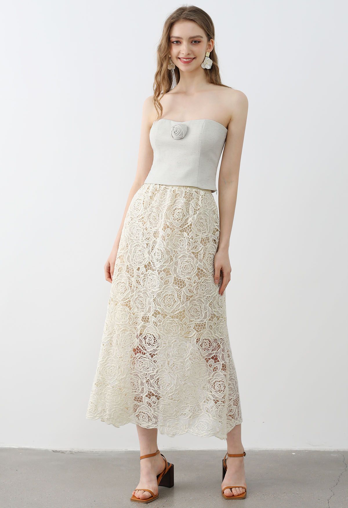 Exquisite Rose Cutwork Lace Maxi Skirt in Cream