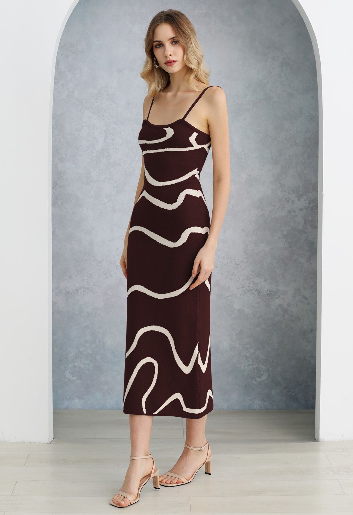 Wavy Print Knit Cami Dress in Burgundy