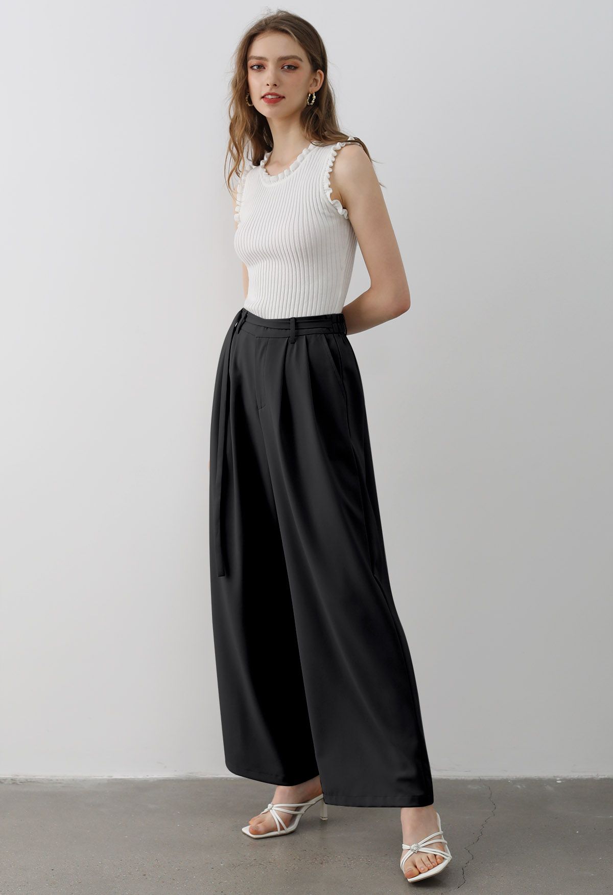 Belted Waist Pleated Palazzo Pants in Black