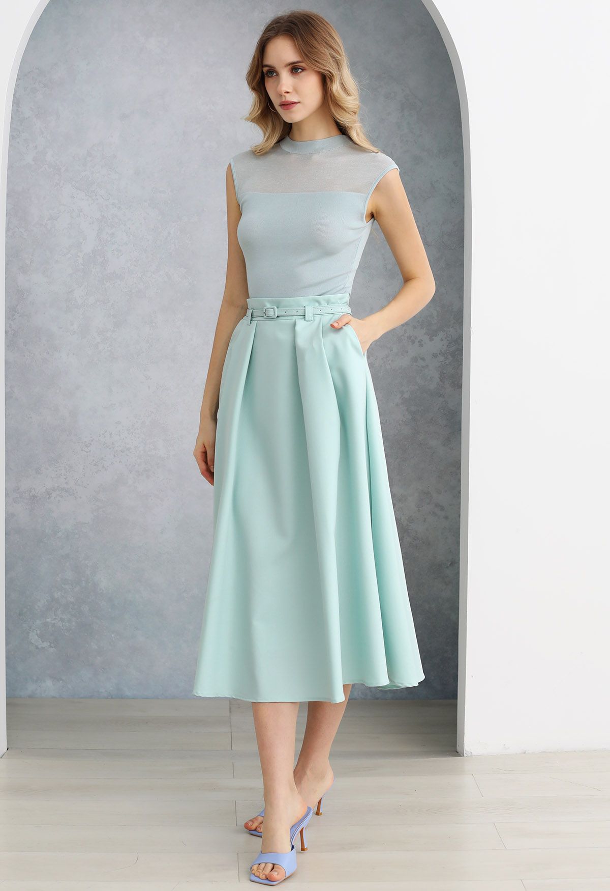 Side Pockets Pleated Belt Midi Skirt in Mint