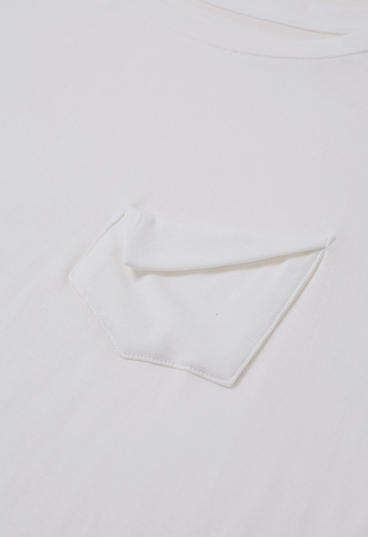 Pocket Trim Rolled Cuff T-Shirt in White