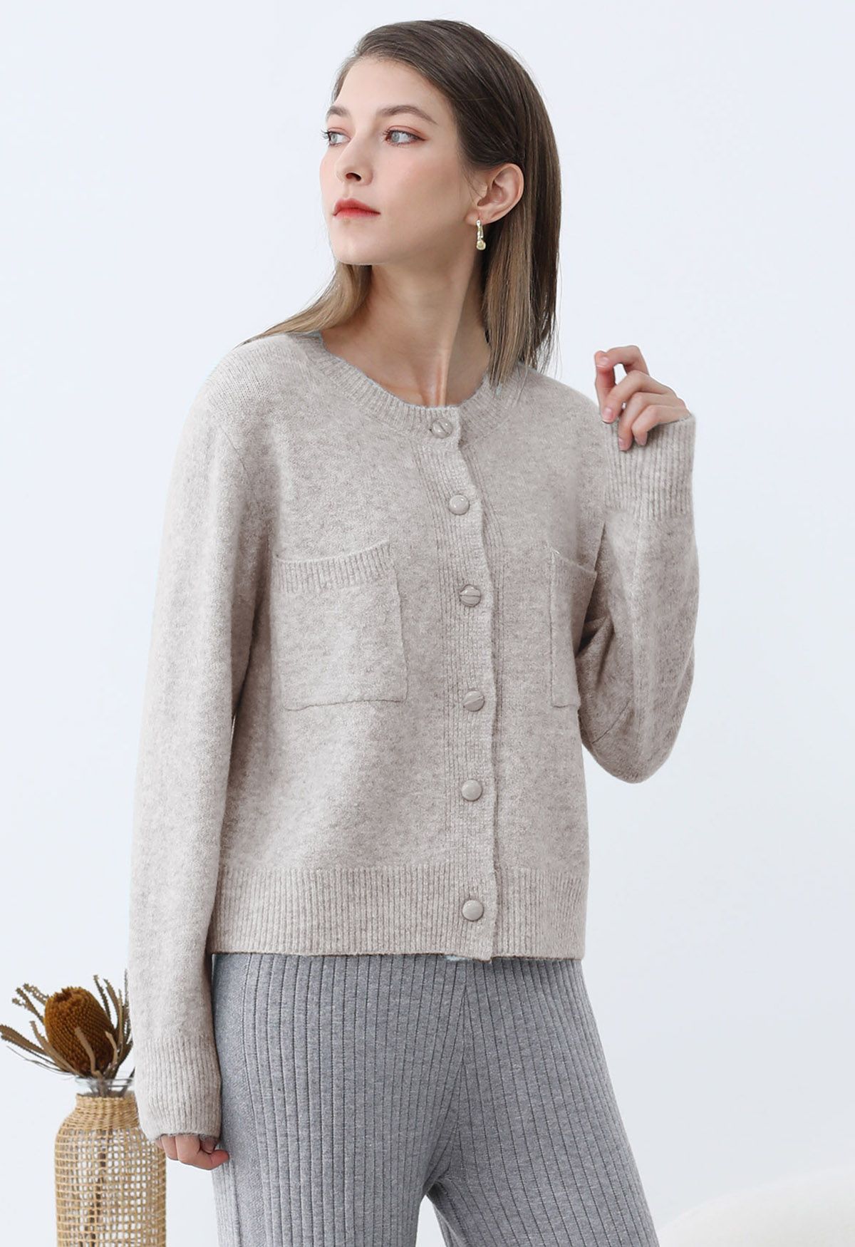 Toasty Patch Pockets Buttoned Knit Cardigan in Oatmeal