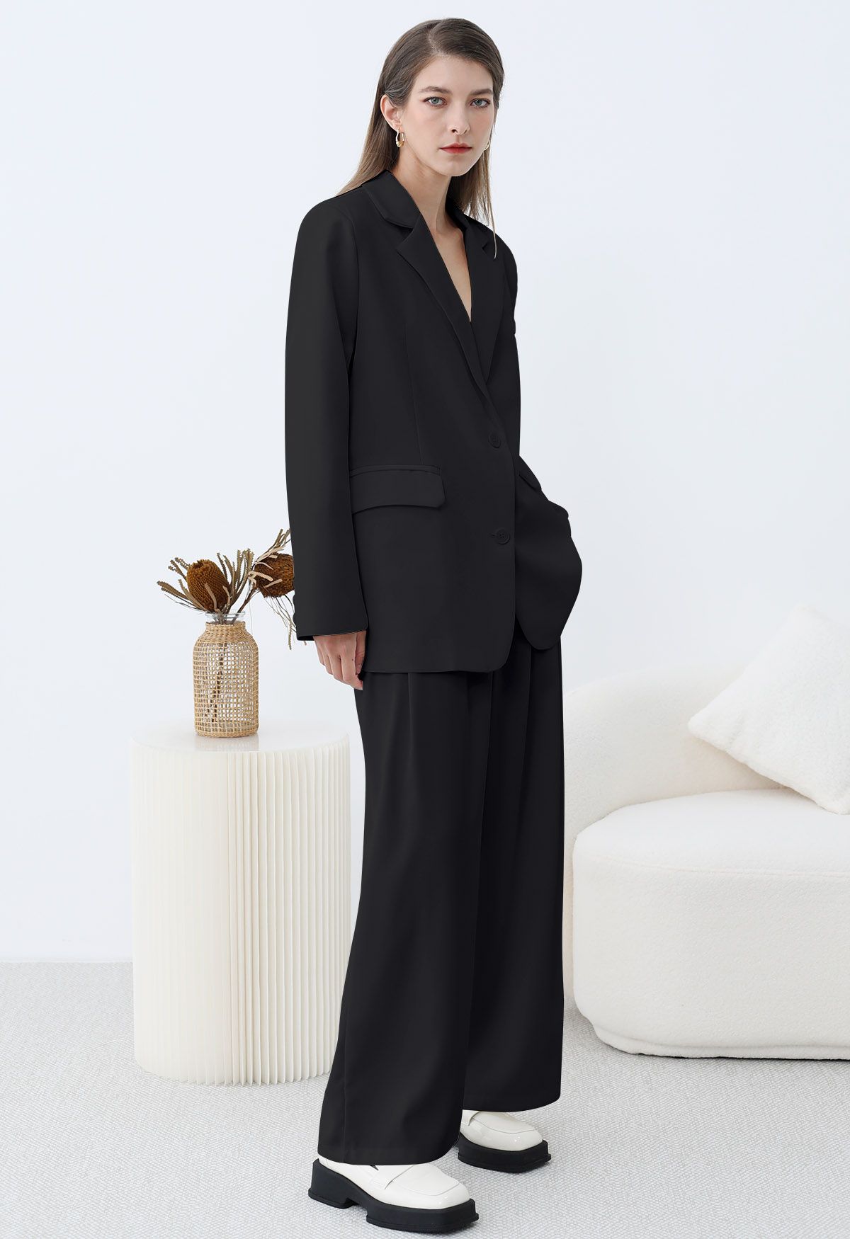 Modern Executive Notched Lapel Blazer and Pants Set in Black