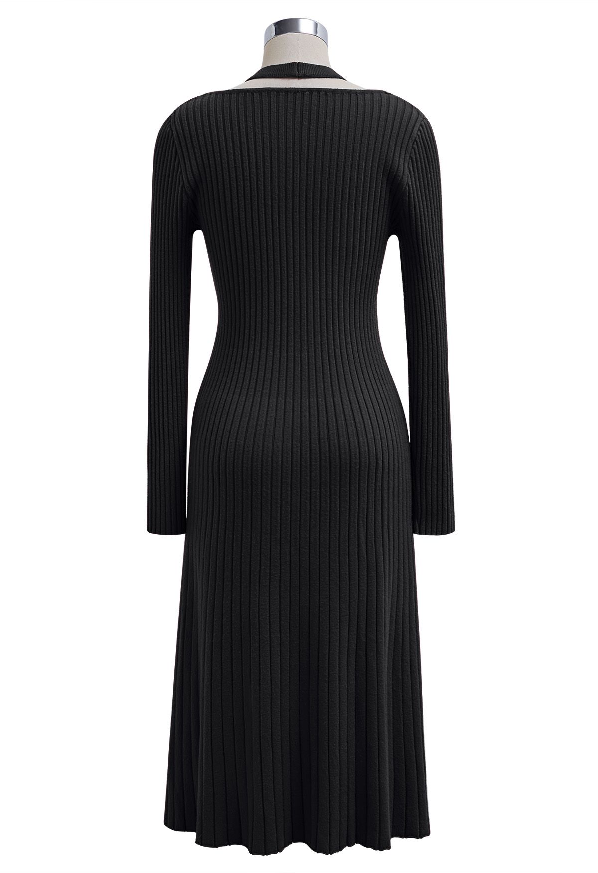 Cutout Neckline Ribbed Knit Midi Dress in Black