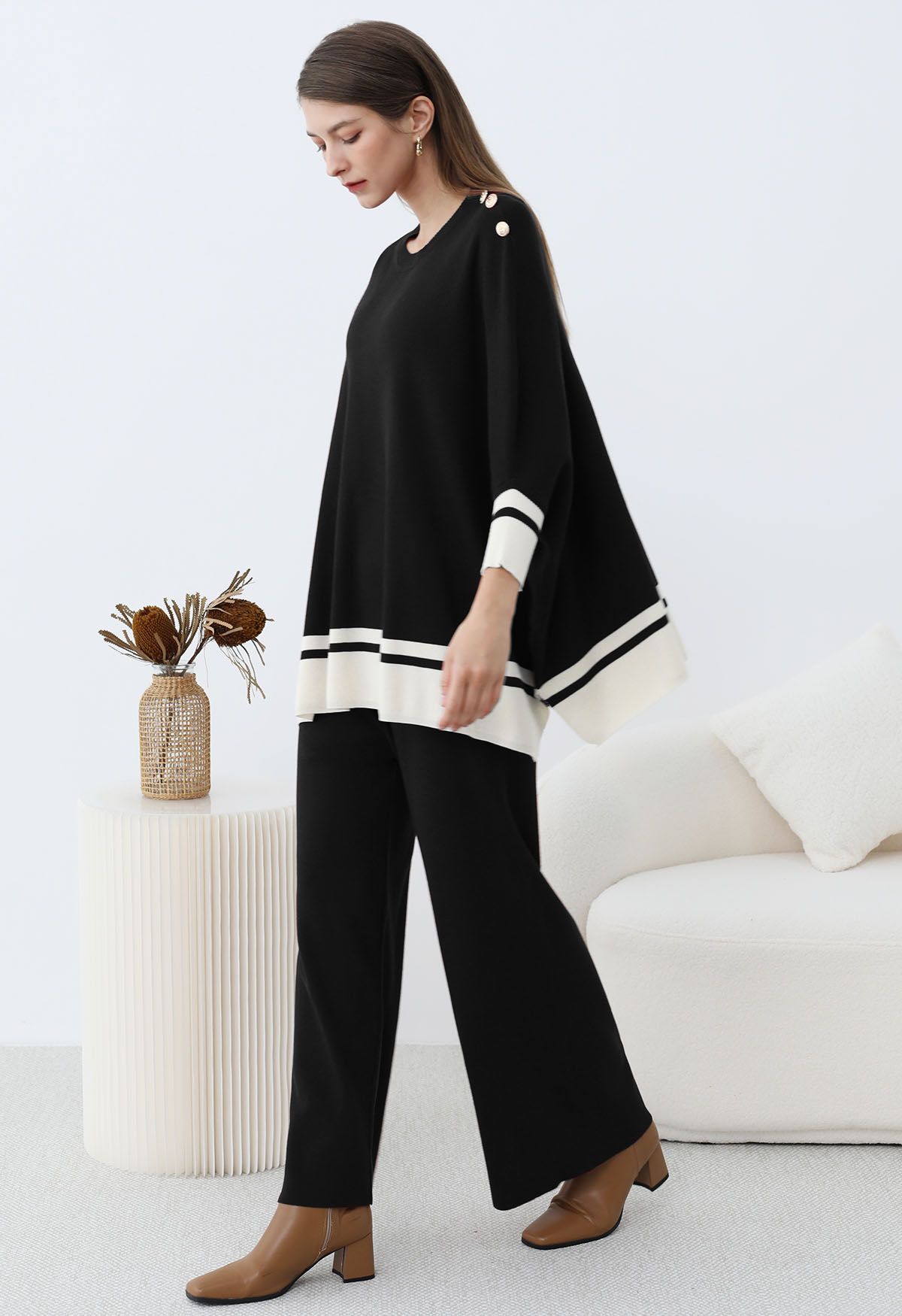 Contrast Detail Knit Poncho and Pants Set in Black