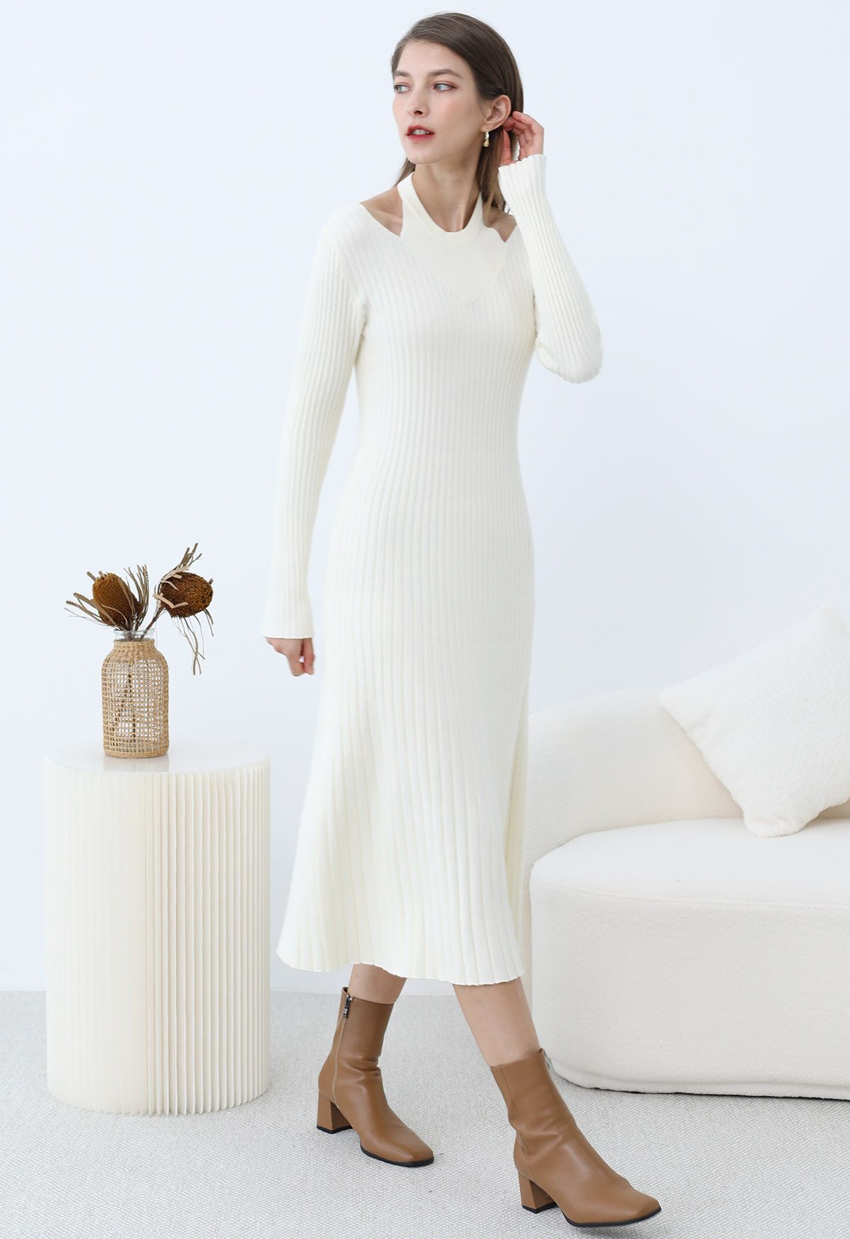 Cutout Neckline Ribbed Knit Midi Dress in Cream