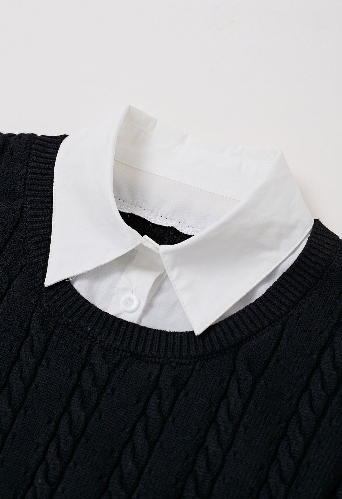 Fake Two-Piece Knit Spliced Collared Shirt in Black