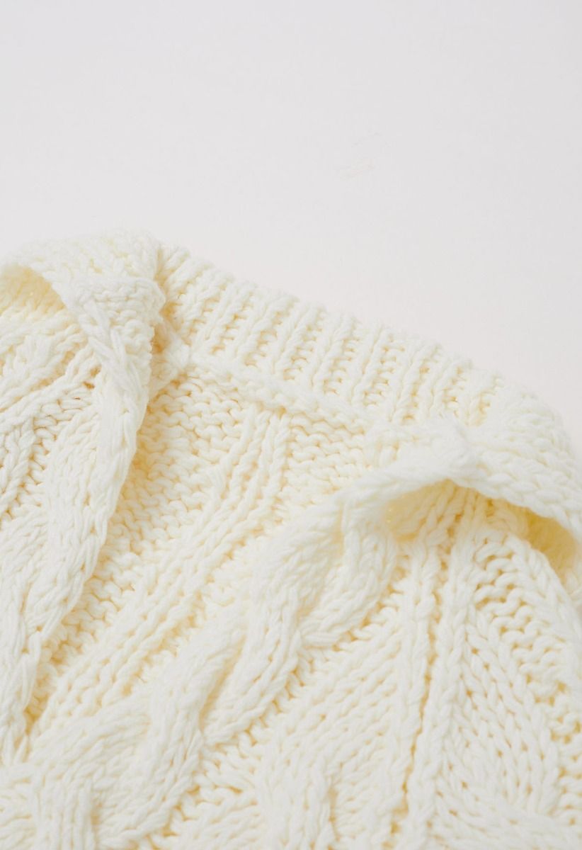 Collared V-Neck Chunky Cable-Knit Sweater in Ivory