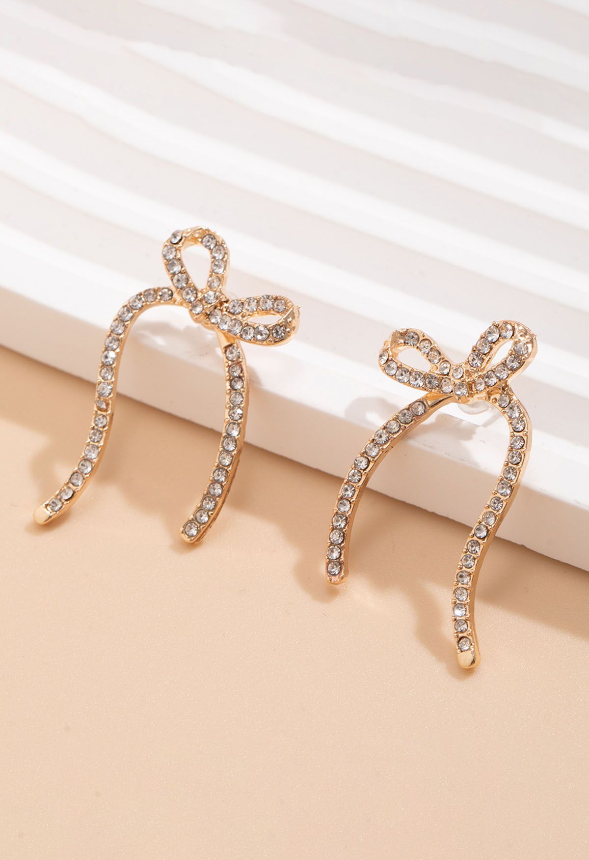 Rhinestone Insert Bowknot Earrings in Gold