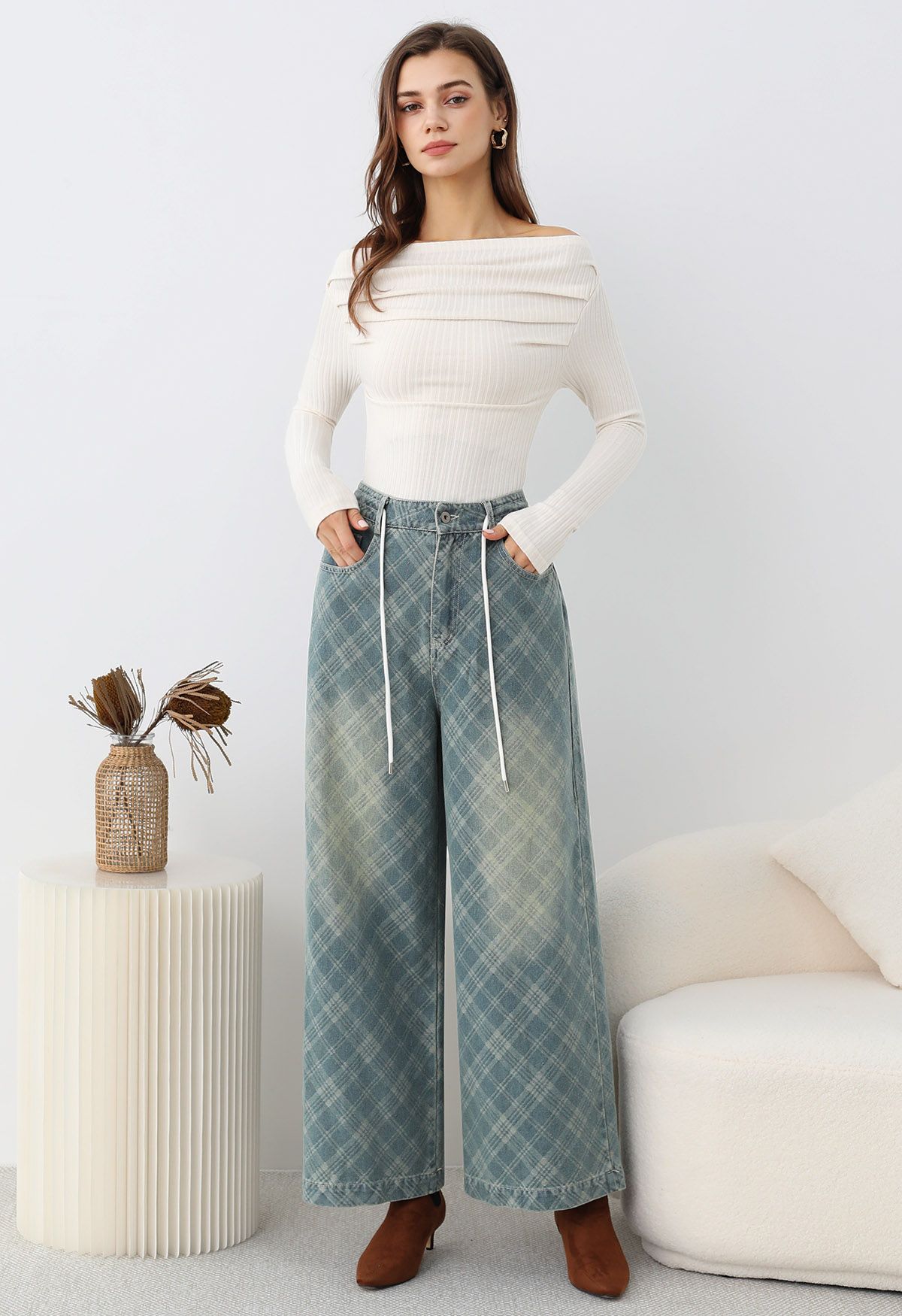 Laid-Back Plaid Drawstring Wide-Leg Jeans