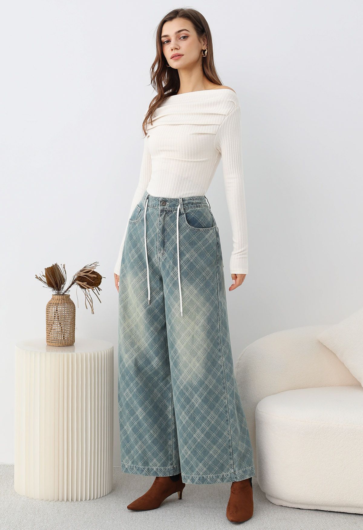 Laid-Back Plaid Drawstring Wide-Leg Jeans