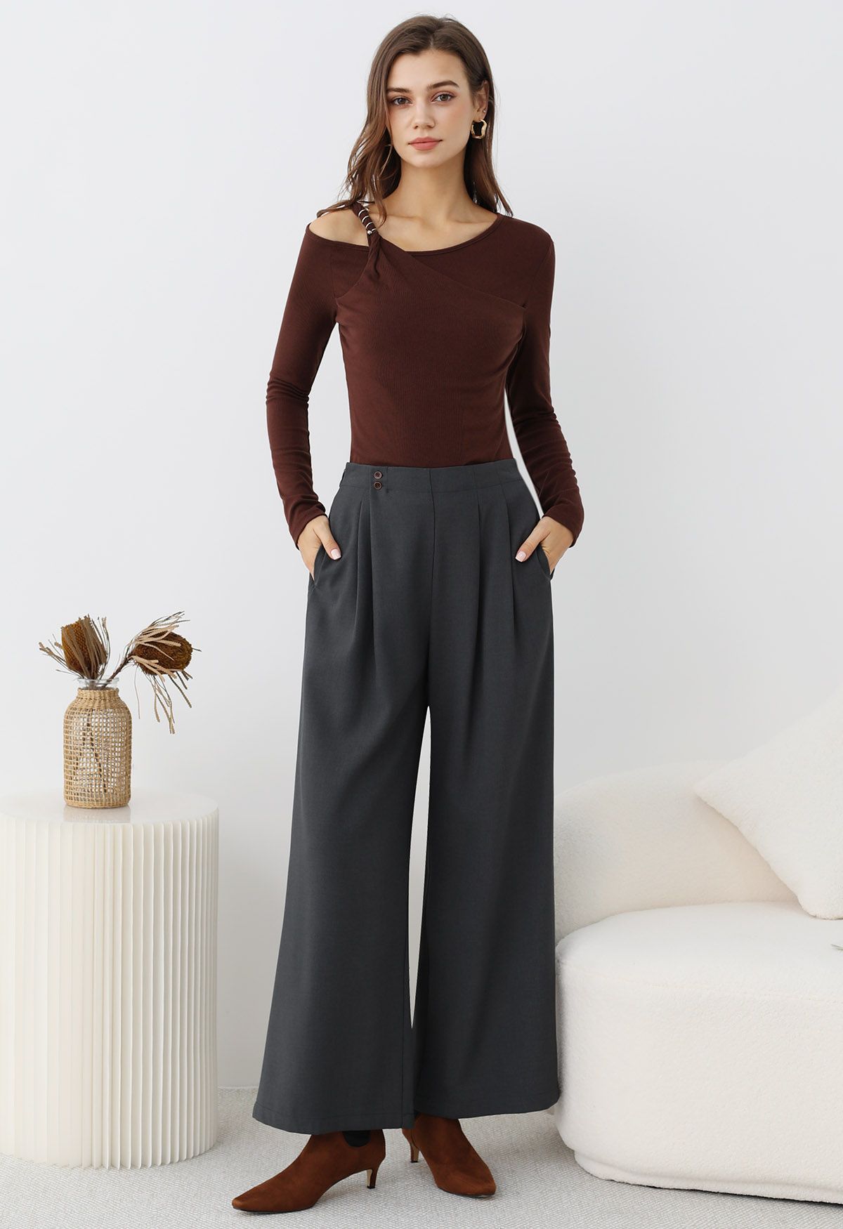 Effortless Polished Buttoned Pleats Palazzo Pants in Grey