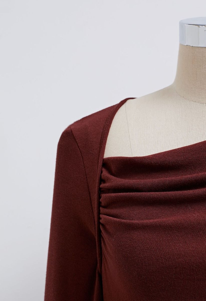 Asymmetrical Neckline Ruched Detail Top in Burgundy