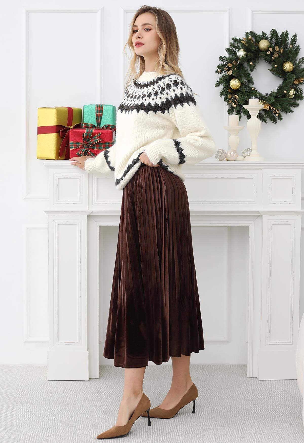 Velvety Touch Pleated Midi Skirt in Brown