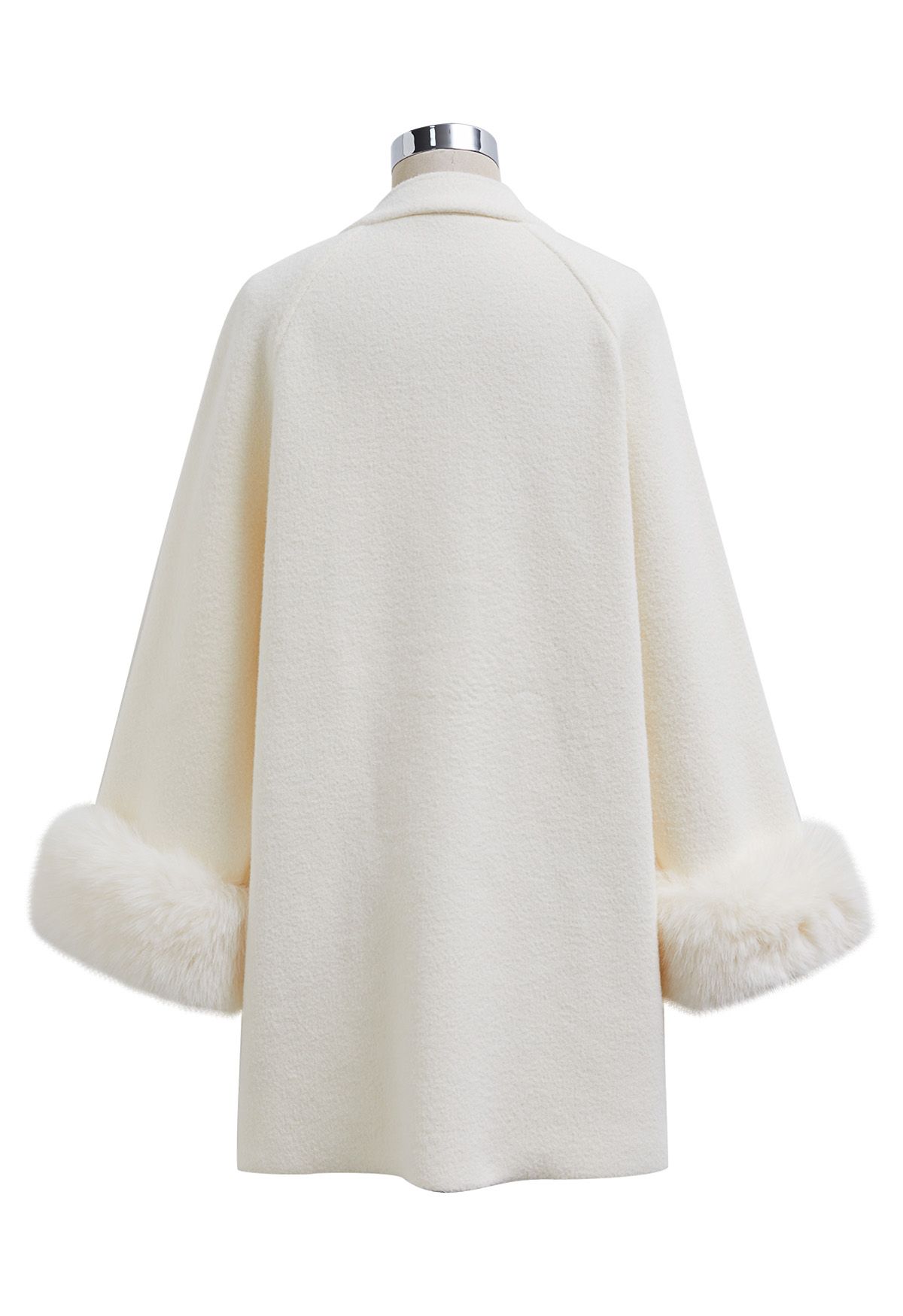 Pretty Bowknot Faux Fur Buttoned Knit Coat in Ivory