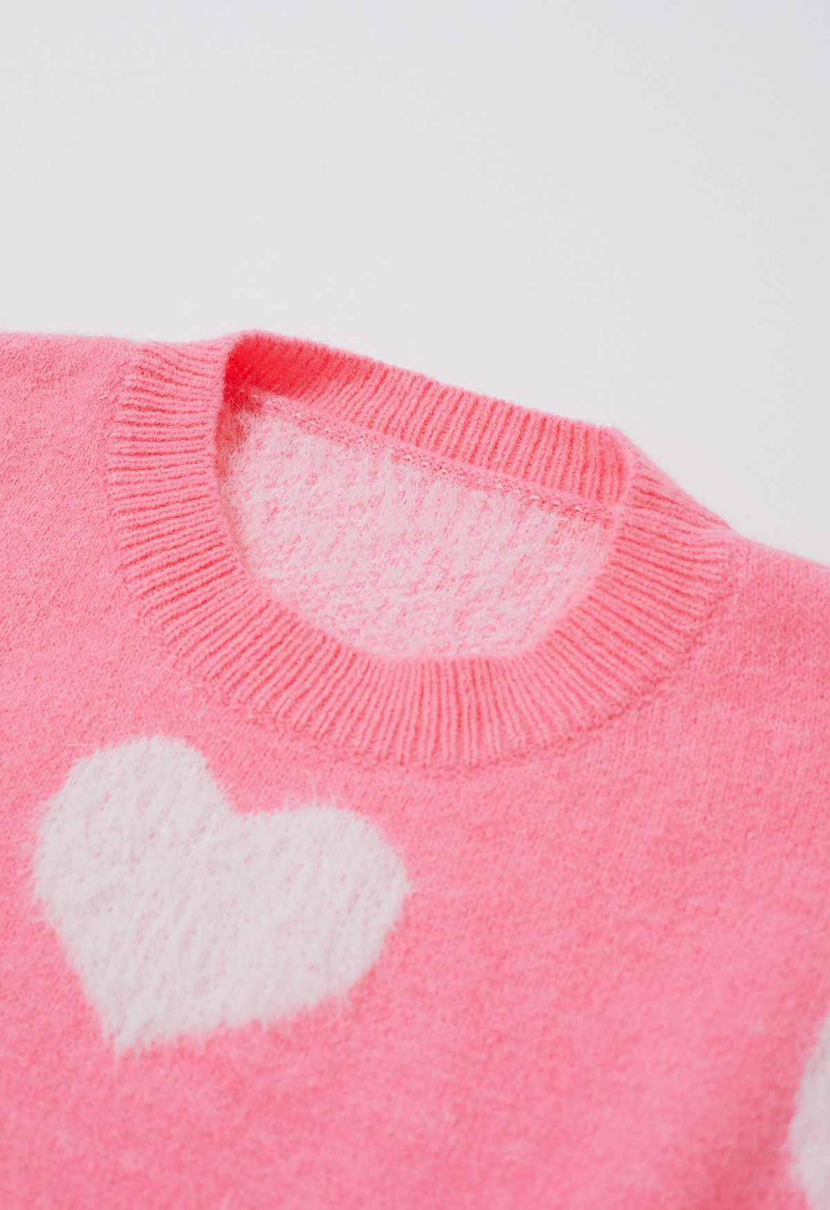 Contrast Fuzzy Heart Crew Neck Knit Sweater in Candy Pink