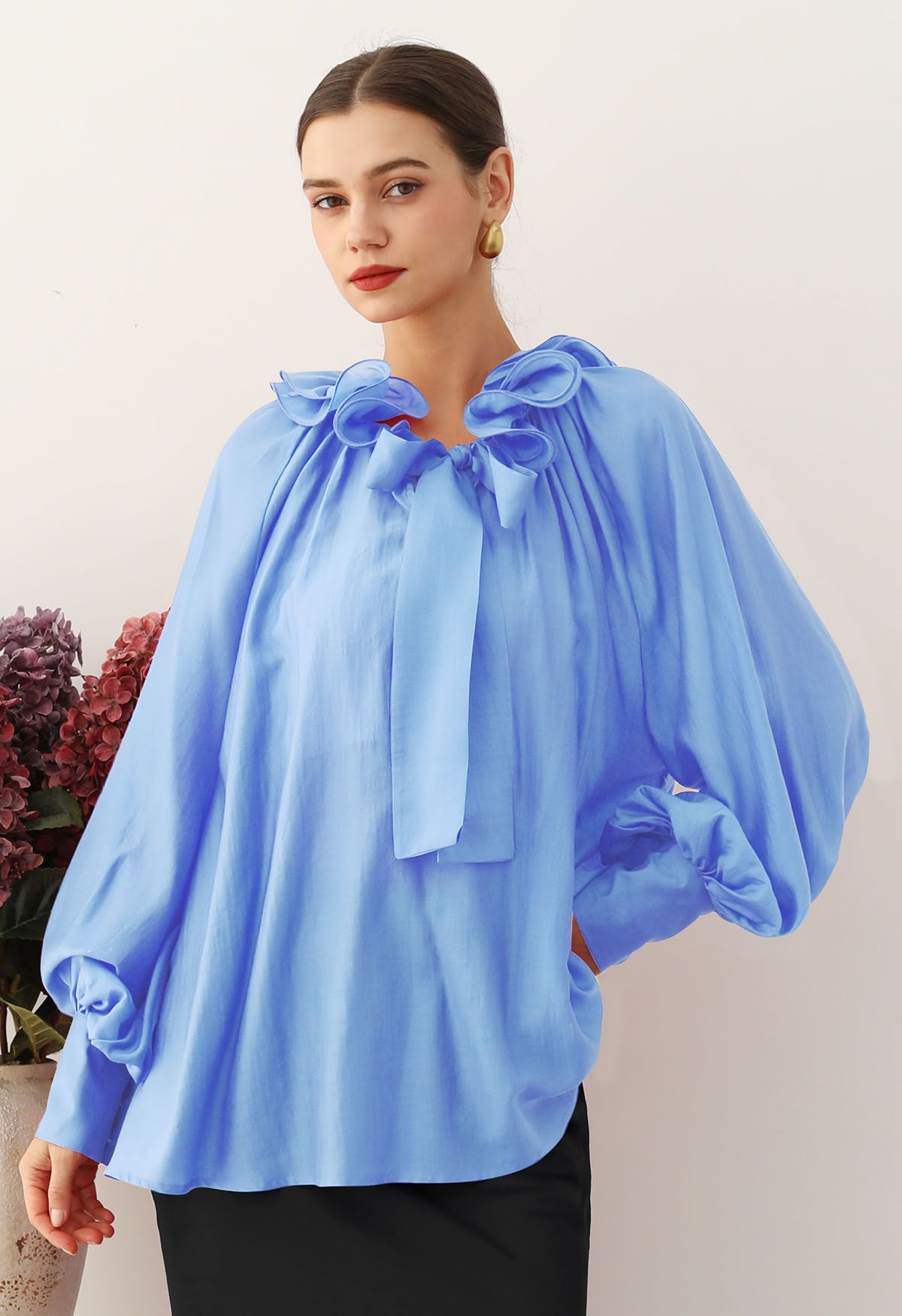 Tiered Ruffle Neckline Bowknot Lantern Sleeves Dolly Top in Blue