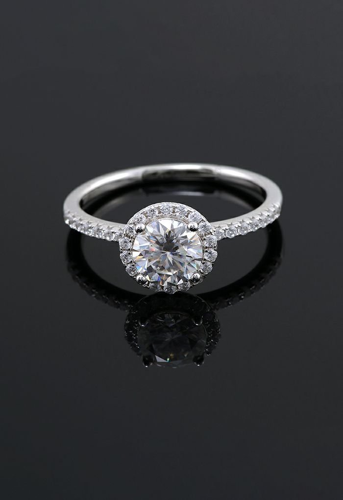 Classy Shining Moissanite Diamond Ring